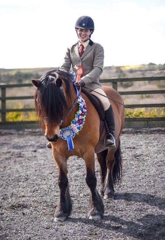 Brand Ambassador Interviews - find out more about Ruth, her horses & showing tips