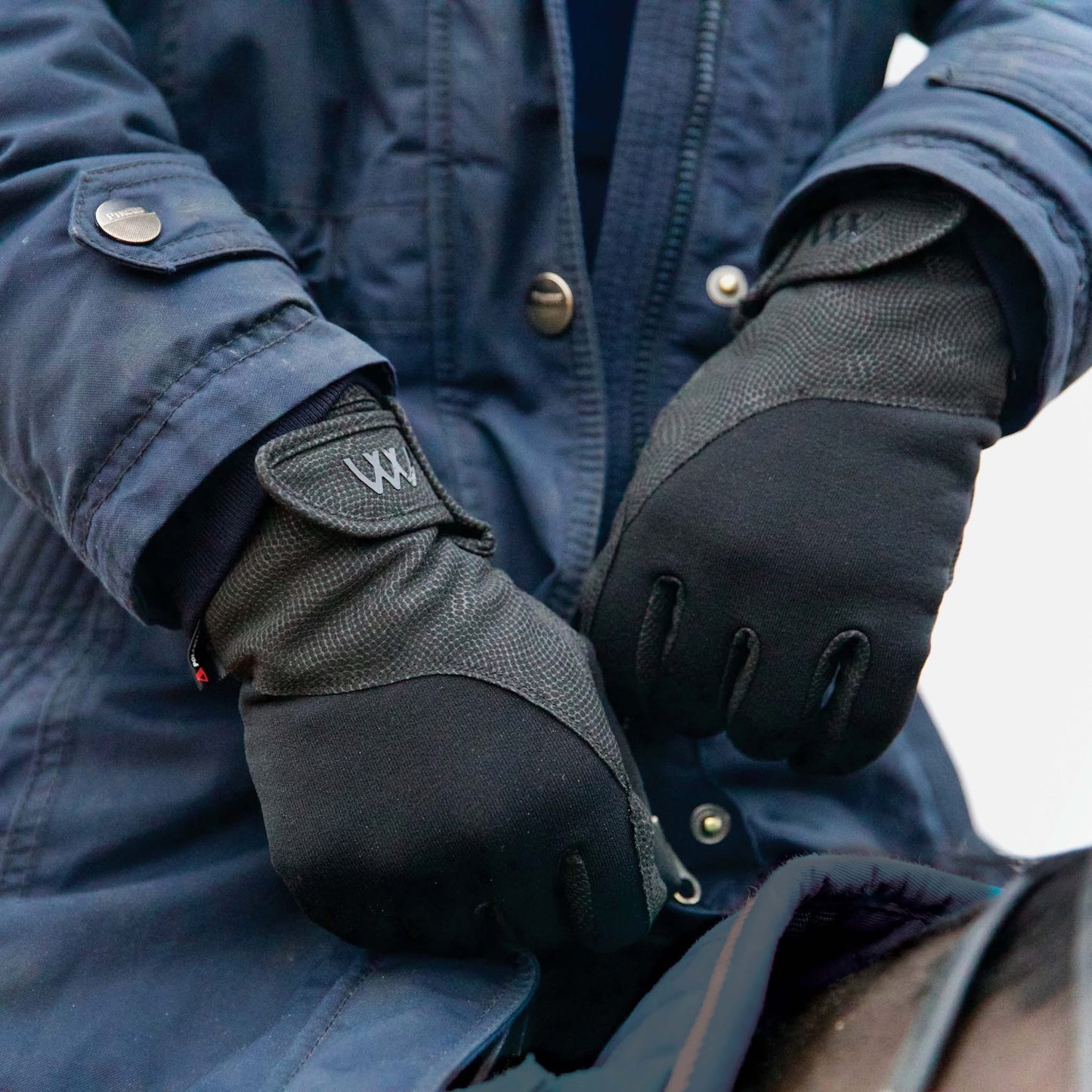 Woof Wear’s Precision Thermal Glove