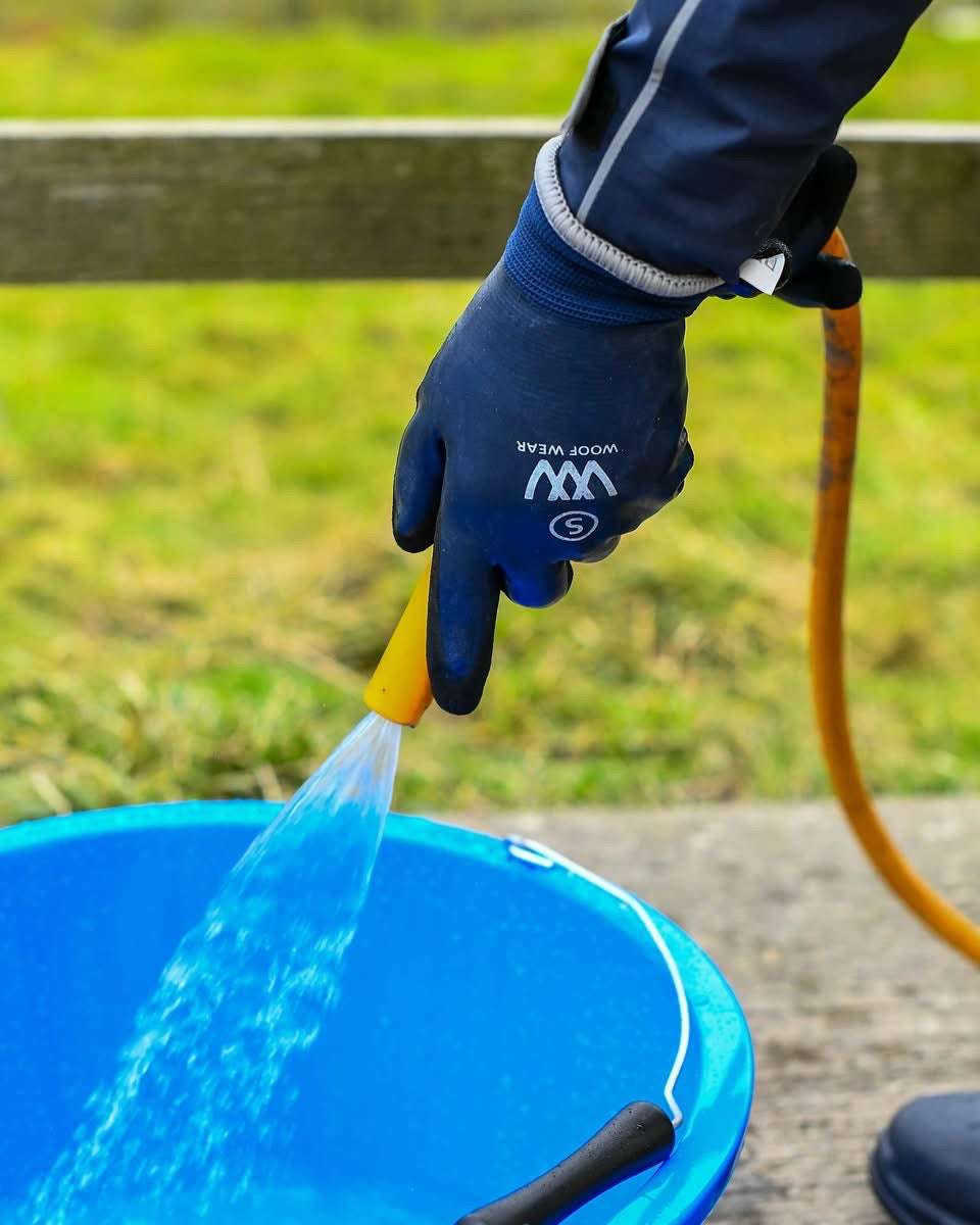 Woof Wear Winter Yard Glove - Top Of The Clops