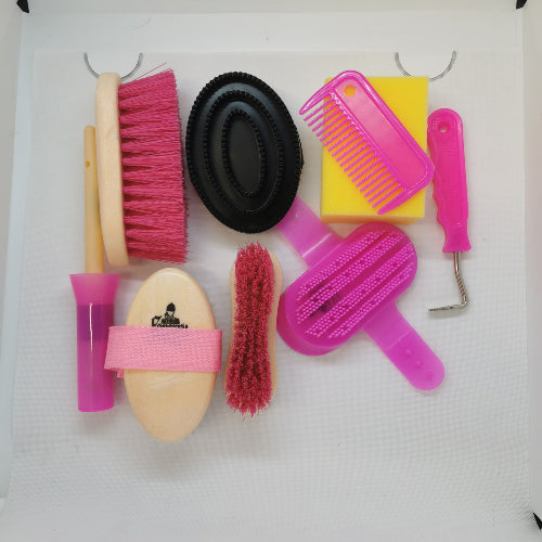 Equery Childs Complete Grooming Kit - Top Of The Clops