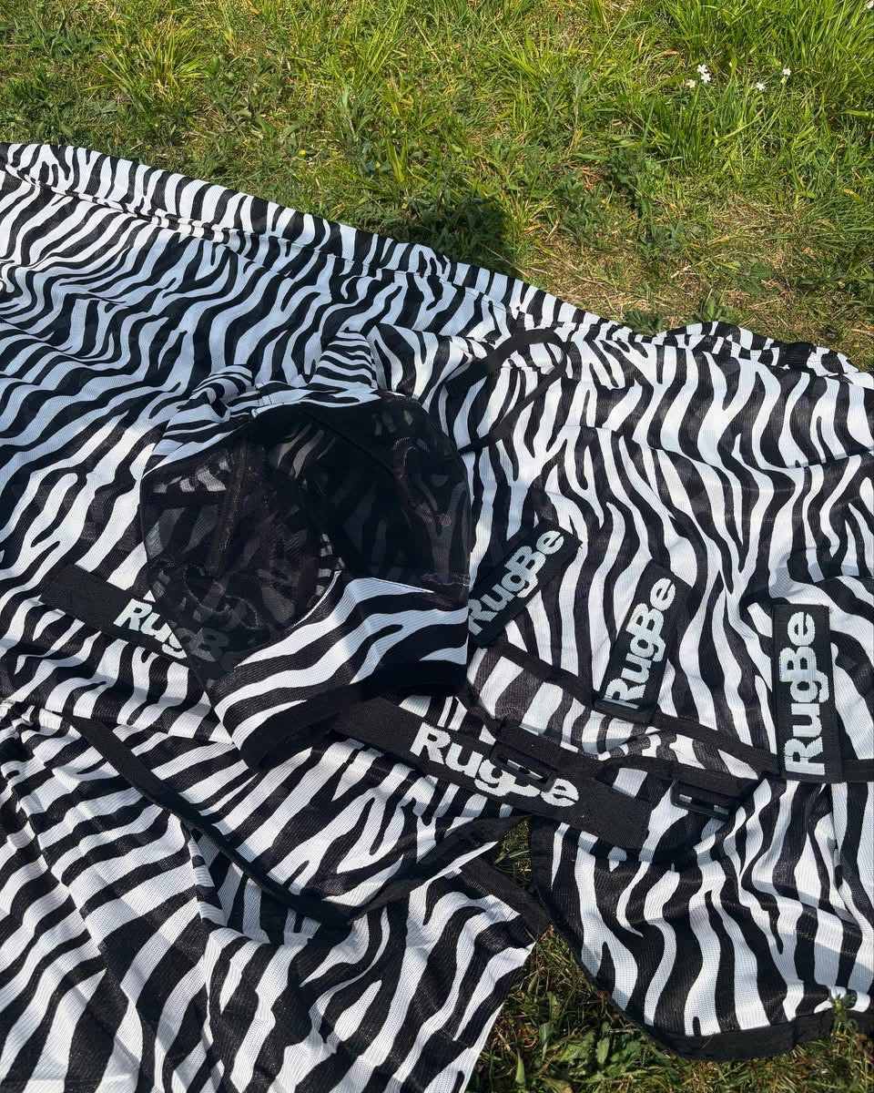 Covalliero RugBe Zebra Fly Rug