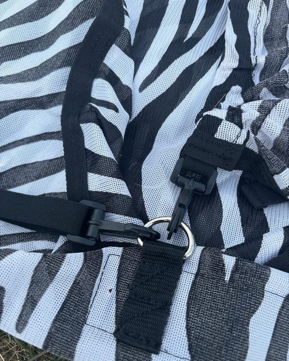 Covalliero RugBe Zebra Fly Rug
