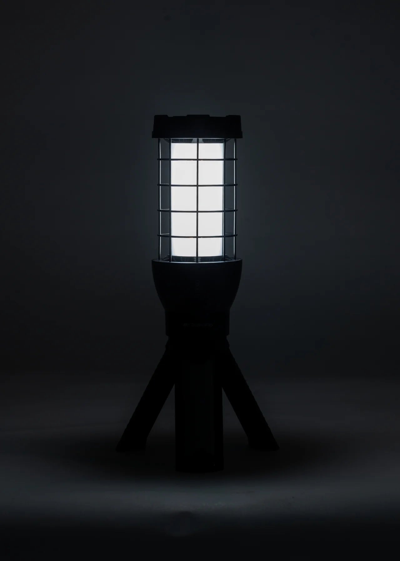 Woof Wear Tripod Lantern