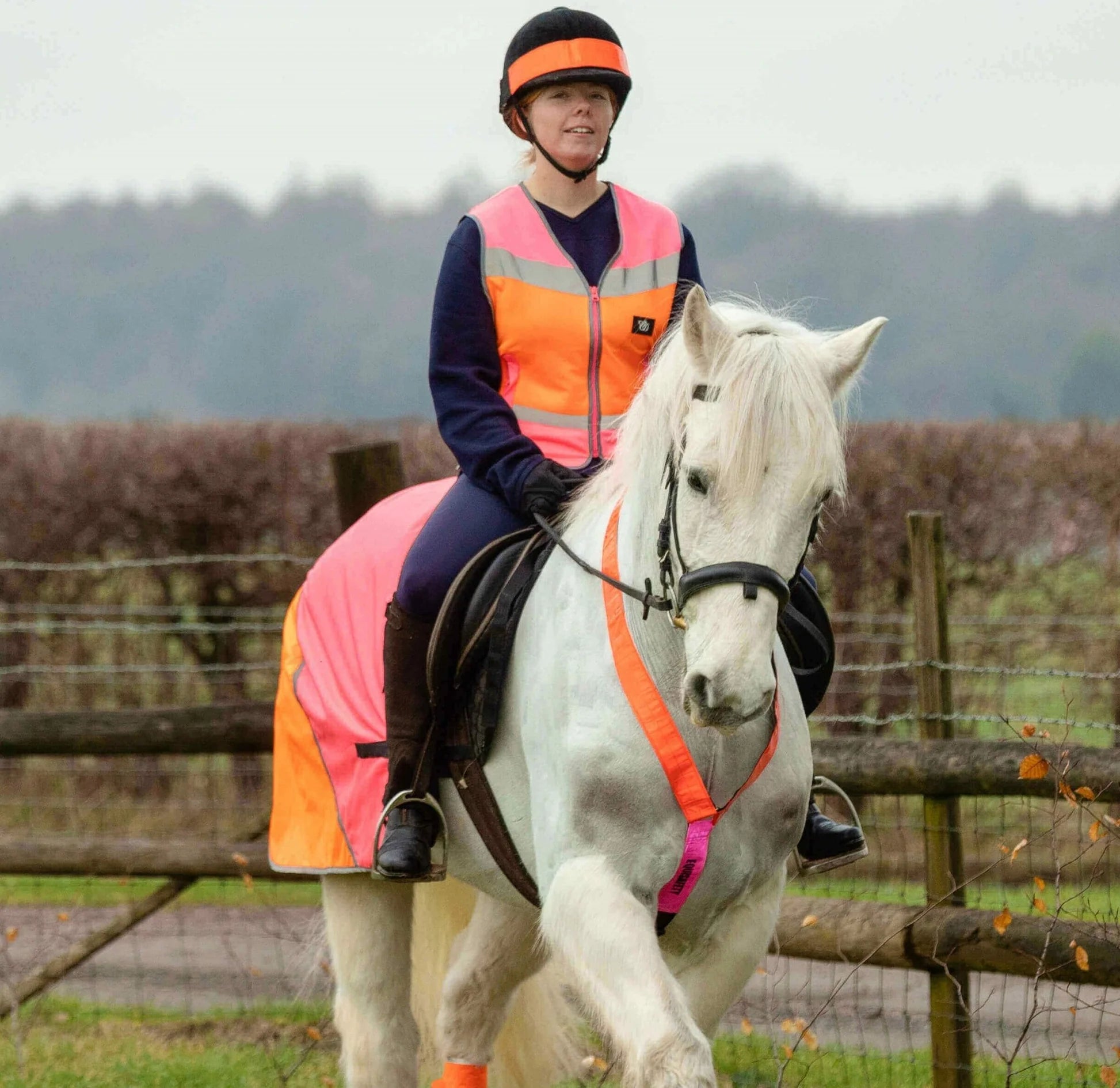 Equisafety Waterproof Multi Coloured Quarter Sheet