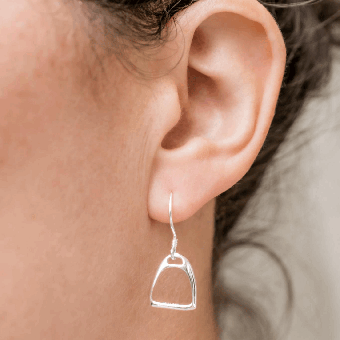 Hiho Sterling Silver Stirrup Earrings