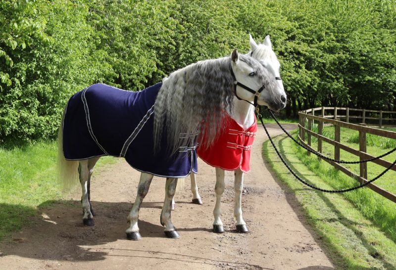 Rhinegold Comfey Fleece Rug