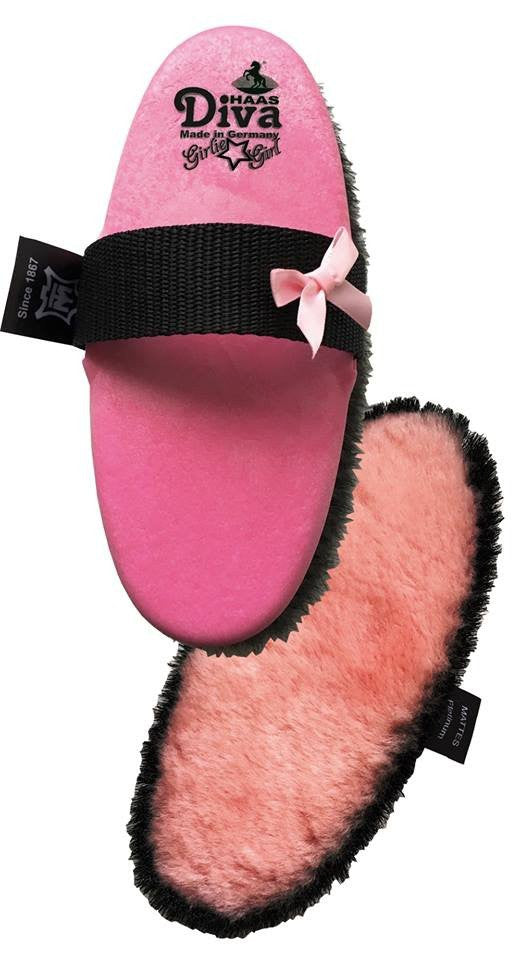 Haas Diva Girlie Girl Brush - Top Of The Clops