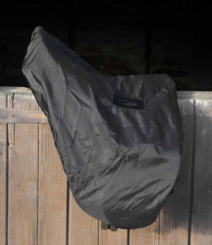 Windsor Saddle Cover - Top Of The Clops
