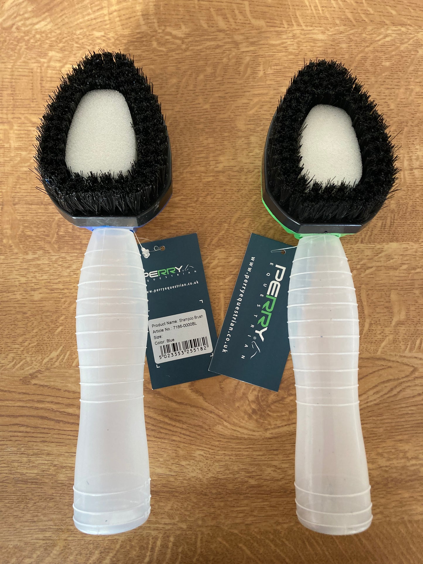 Perry Equestrian Shampoo Brush - Top Of The Clops