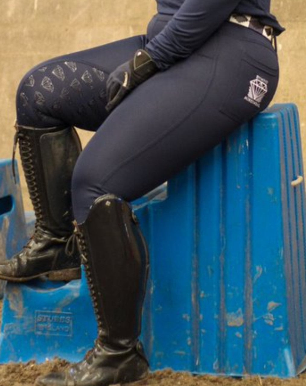 Dymond Horsewear Pull On Breeches - Top Of The Clops